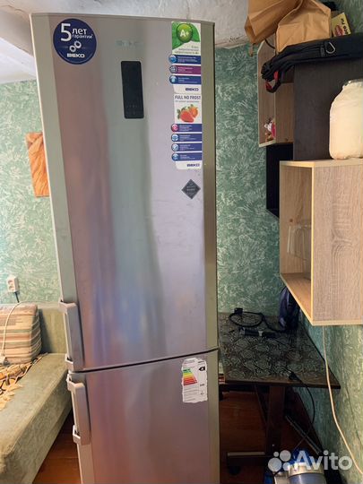 Холодильник на запчасти