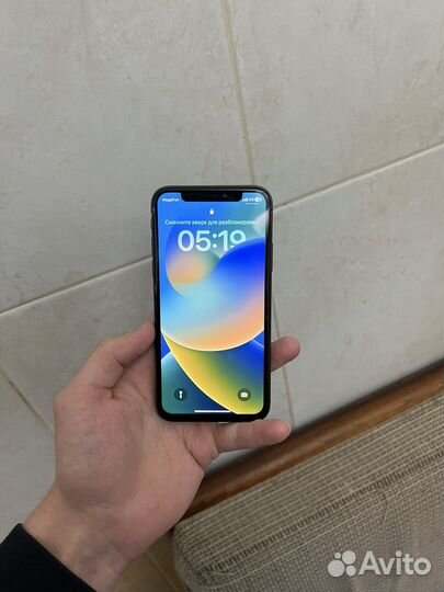 iPhone X, 256 ГБ