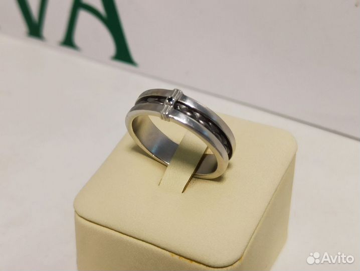 Серебряное кольцо с чёрным бриллиантом р-р 22
