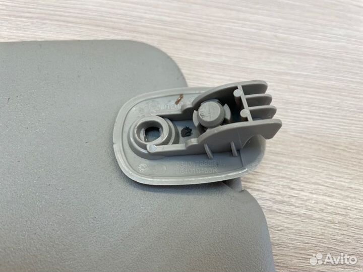 Козырек солнцезащитный левый LADA X-Ray