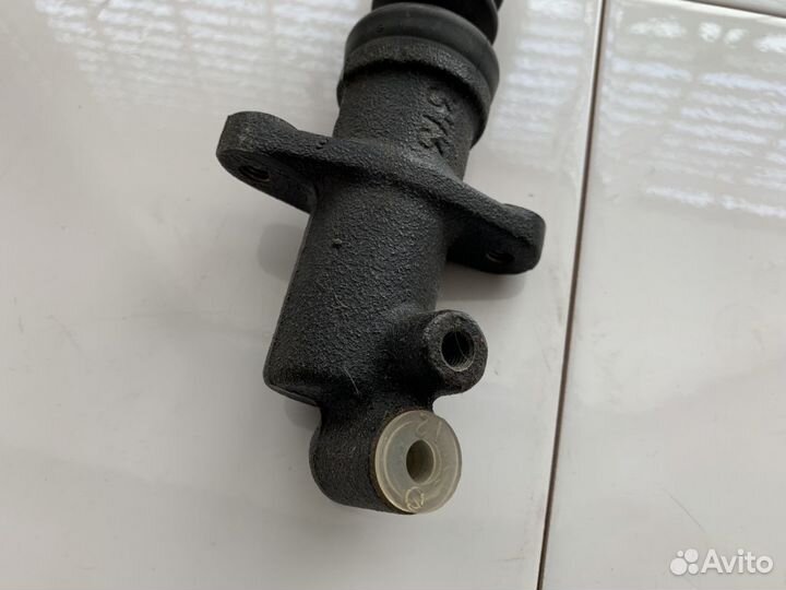 Цилиндр сцепления Isuzu Elf NPC6SC NPC6SF Оригинал