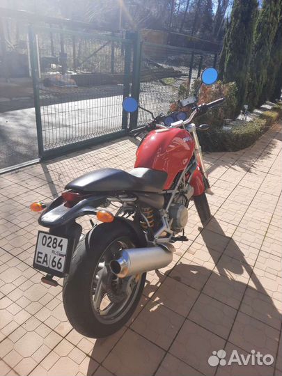 Ducati monstr 400. 2000 г.в