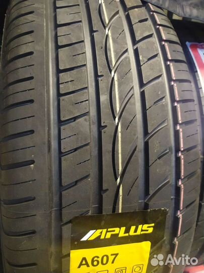 Aplus A607 225/40 R18