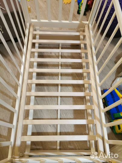 Детская кровать 120 на 60 с аксессуарами