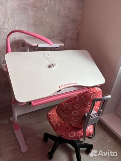 Растущая парта Mealux и детское кресло FunDesk