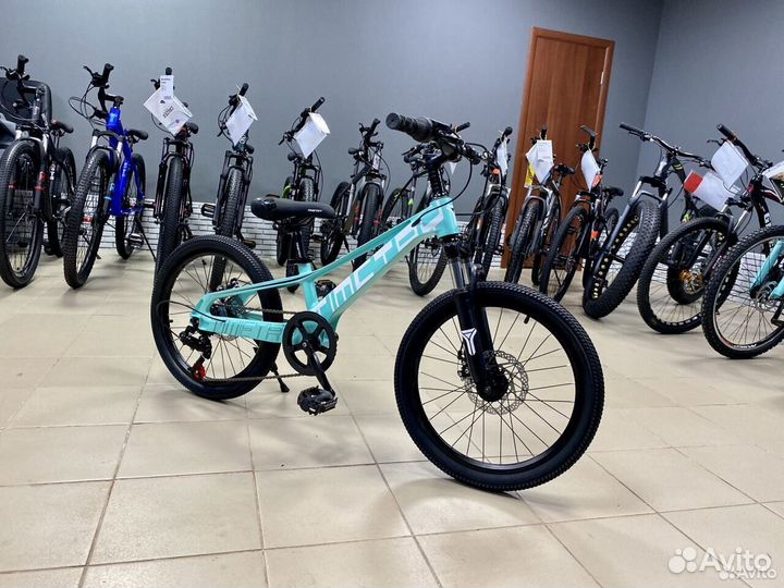 Велосипед горный 27.5 женский