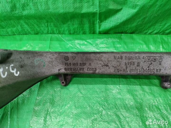 Балка крепления двигателя Volkswagen Touareg