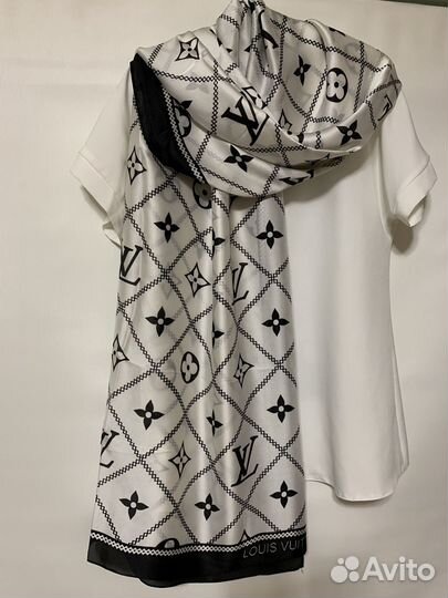 Палантин louis vuitton шелковый