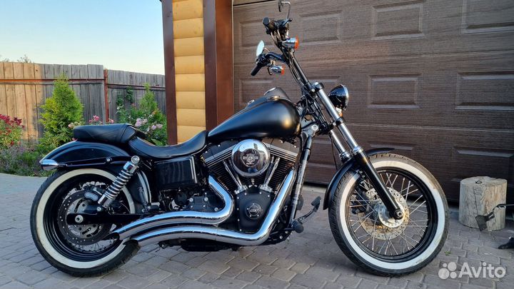 Harley davidson street bob