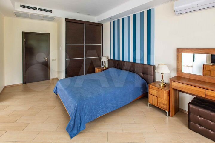 Дом 63 м² на участке 2 сот.