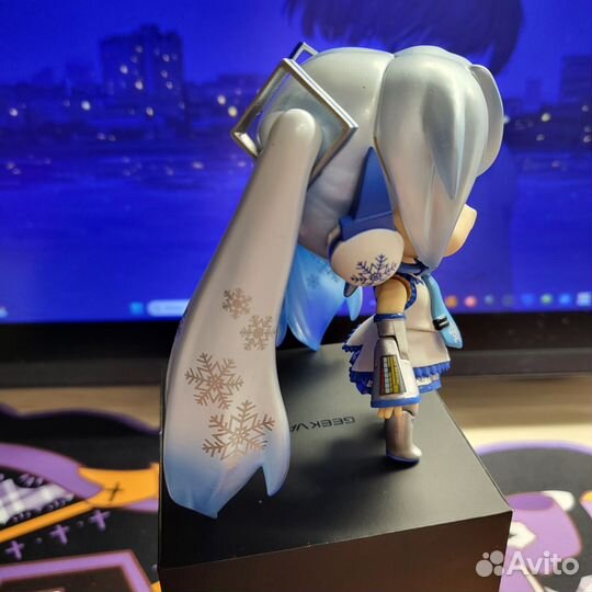 Аниме фигурки nendoroid snow miku