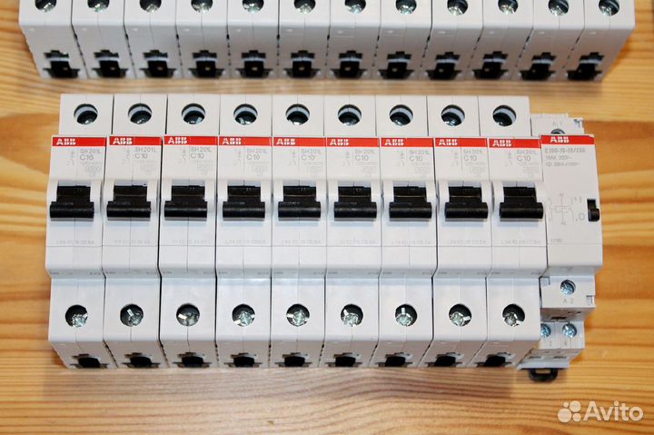 Автомат ABB