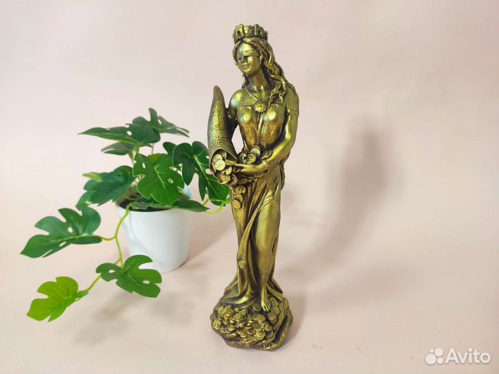 Статуэтка Фортуна богиня удачи и благополучия