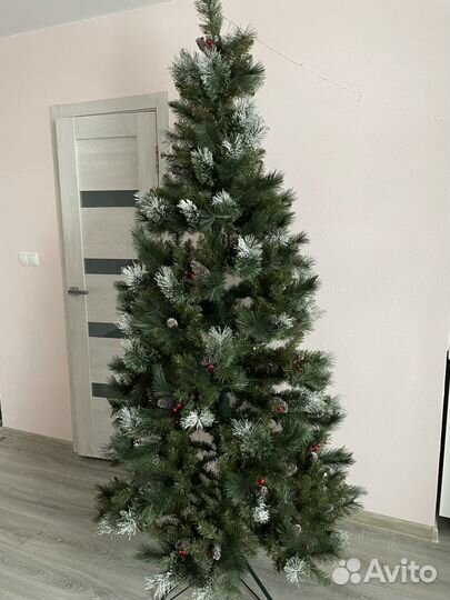 Ёлка искусственная 220