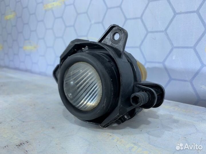 Фара противотуманная передняя левая Opel Astra J