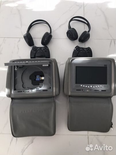 Подголовник с монитором