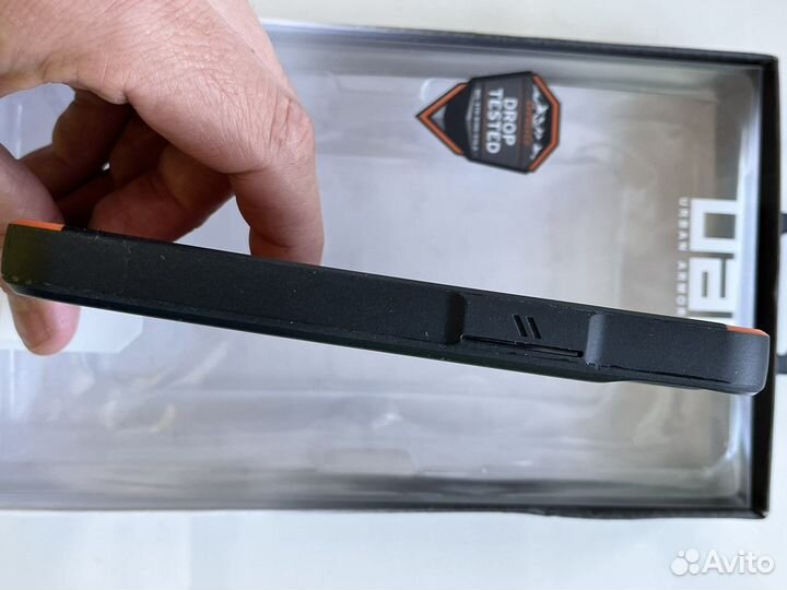 Бампер UAG iPhone 13mini