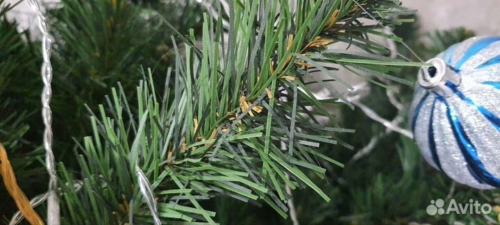 Елка искусственная 210