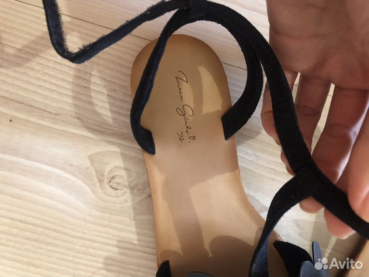 Босоножки zara