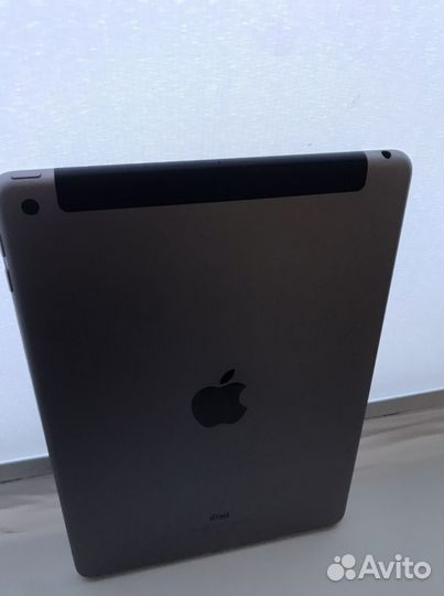 Планшет apple iPad 2018