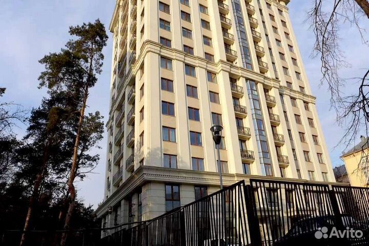 Дворник с проживанием