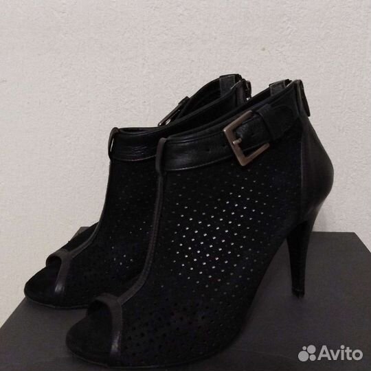 Туфли женские