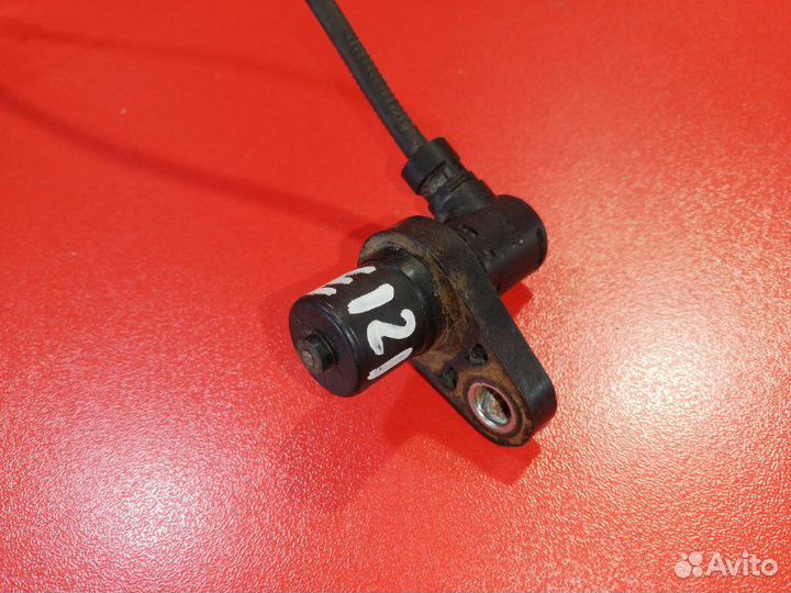 Датчик abs передний левый Toyota Corolla ZZE121