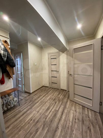 2-к. квартира, 55 м², 2/5 эт.