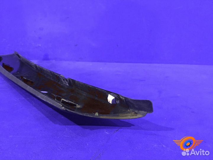 Молдинг на стойку левый Skoda Yeti хетчбэк cbzb