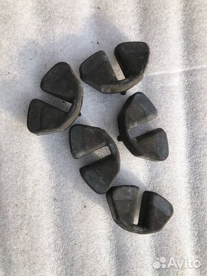 Suzuki RF 400 демпферы задней звезды