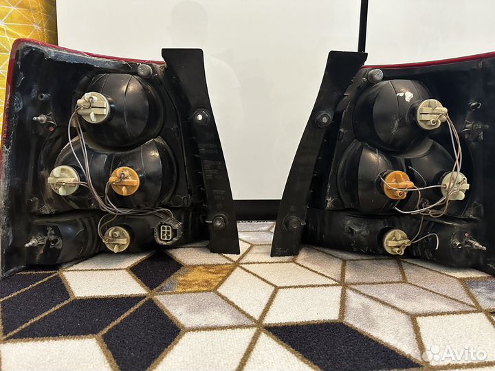 Задние фанар