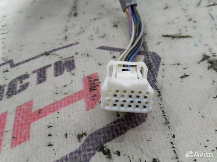 Зеркало nissan suzuki landy serena C26 FC26 FNC26 HC26 HFC26 NC26 SC26 SHC26 SNC26 9 контактов С ПОВ