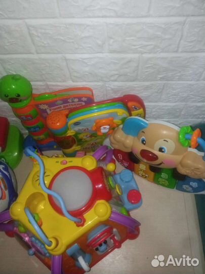 Развивающие игрушки для малышей