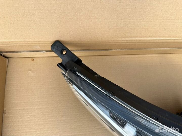 Фара правая kia rio х line 92102H0000