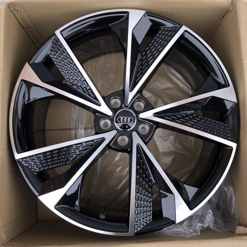 Литые диски Audi 8.5×R19 5×112