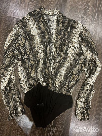 Одежда женская