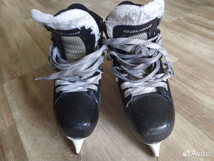 Хоккейные коньки bauer 160, размер 5