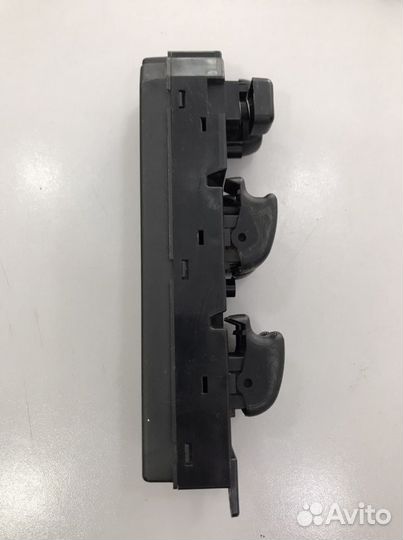 Блок управления стеклоподъемников Mitsubishi Galan