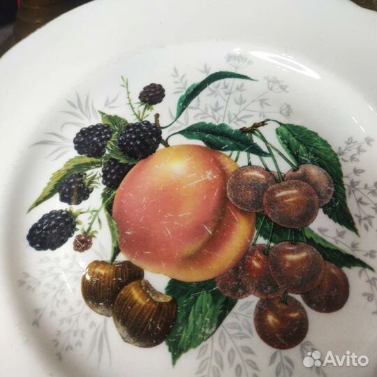 Антиквариат из Европы. Декоративные тарелки