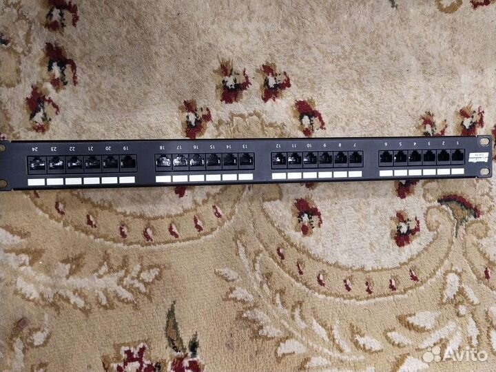 Патч панель Hyper line Cat. 5e на 24 порта