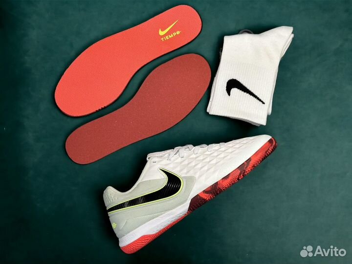 Футзалки NIke Tiempo Lunar Legend viii Pro IC