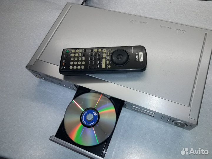 CD/DVD плеер DVP-S735D/япония