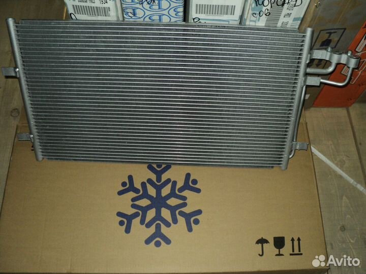 Форд Фокус радиатор кондиционера Ford Focus 2 2005