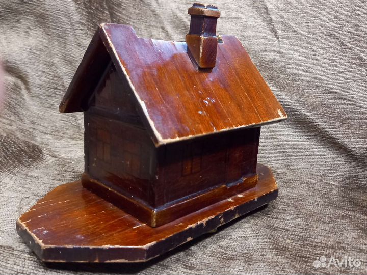 Старинный деревянный домик, 2 сигаретницы до 1917г