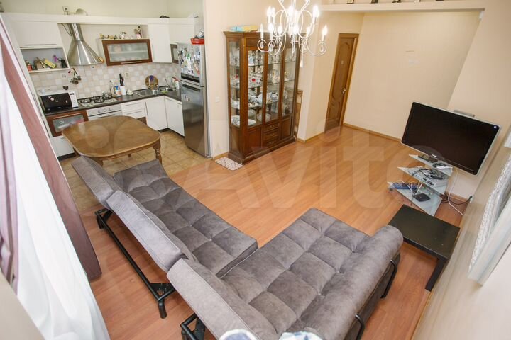 3-к. квартира, 90 м², 4/5 эт.