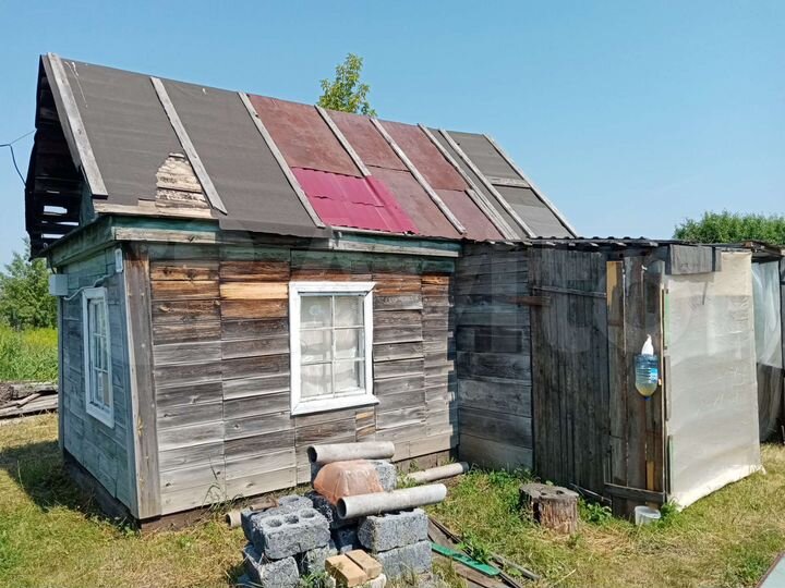 Дача 20 м² на участке 9 сот.