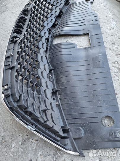 Решетка радиатора Kia Rio, Restyling