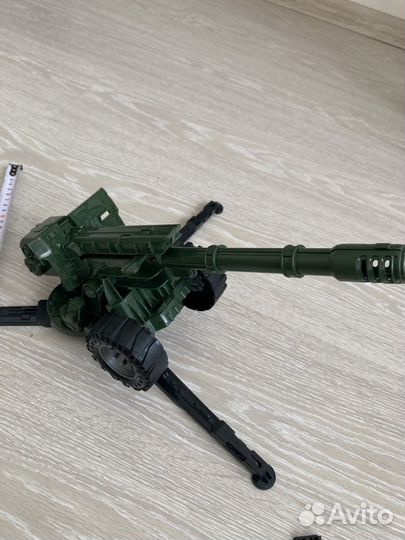 Пушка стреляет