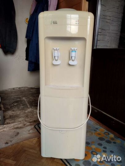 Кулер для воды