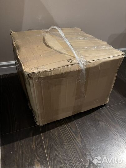 Коробка с вещами для Марины